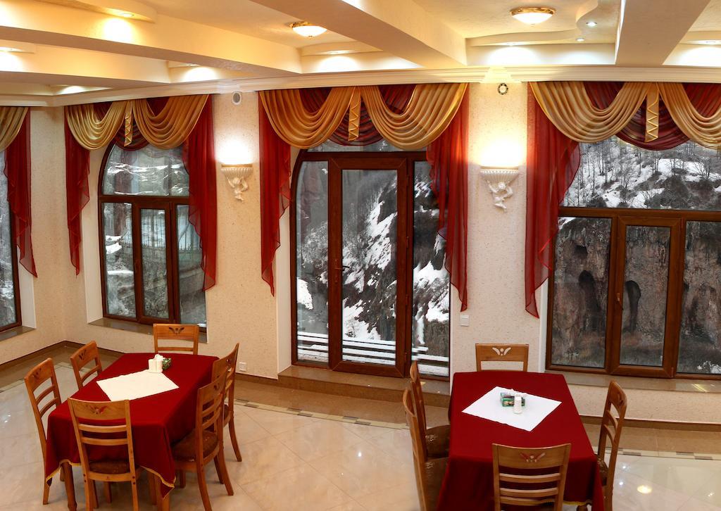 Nairi Hotel Jermuk Esterno foto